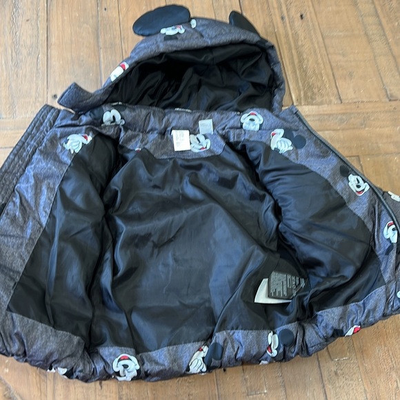 H&M Mickey Mouse puffer coat - Picture 5 of 8